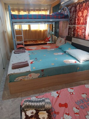 Room for 6 persons With Private Bathroom | 1 Schlafzimmer, kostenloses WLAN