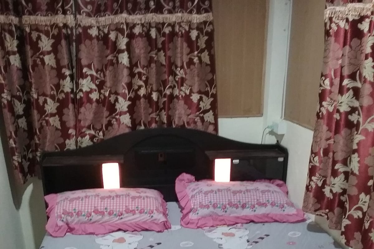 Queen Bed Room | 1 quarto, Wi-Fi de cortesia