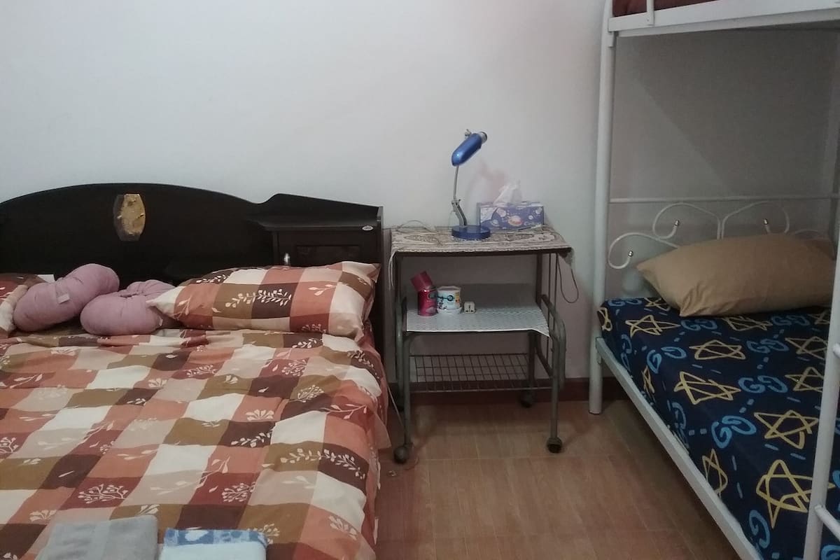 Room for 4 persons With Shared Bathroom | 1 quarto, Wi-Fi de cortesia