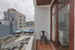 Balcony - Tong Mee House Hua Hin (Hua Hin)