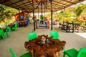 Café da manhã e jantar