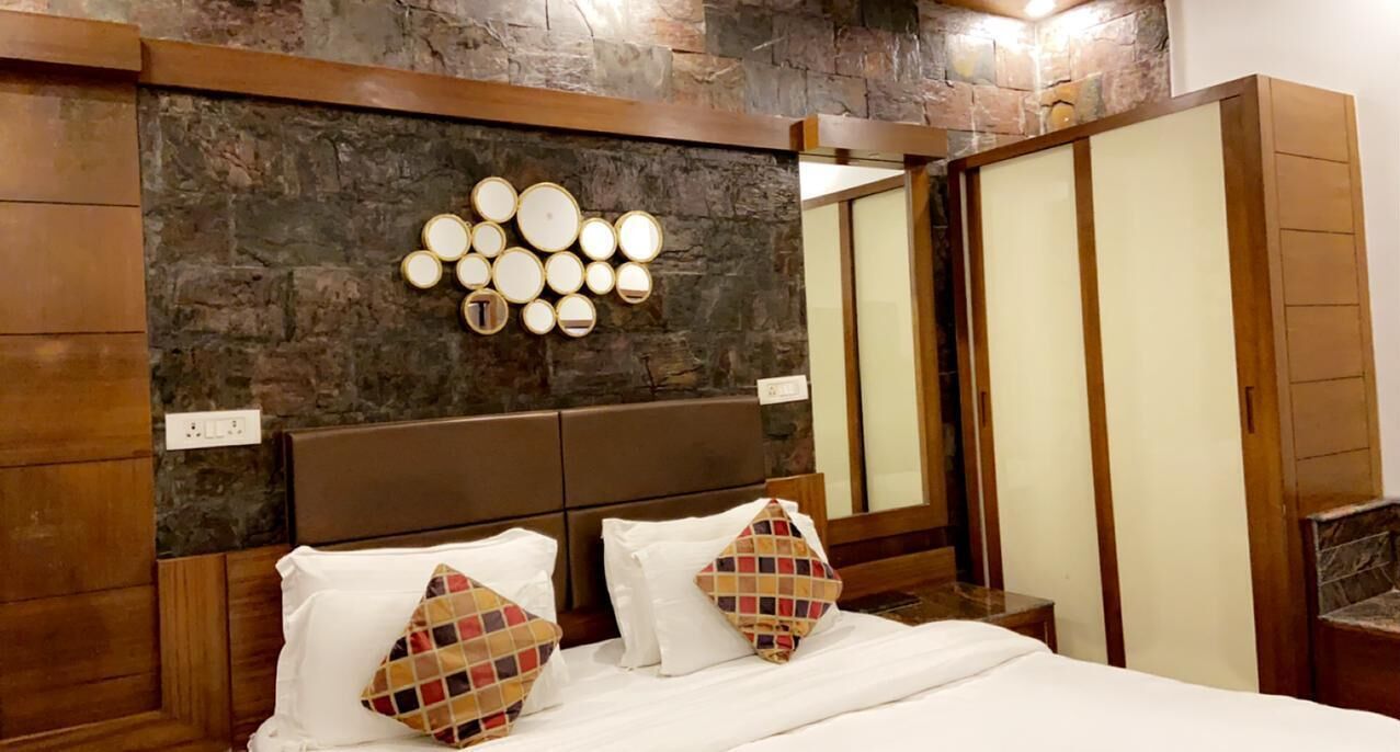 Quarto luxo | Camas extras/dobráveis (sobretaxa), Wi-Fi de cortesia