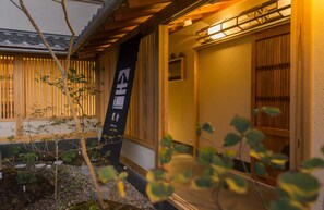 住宿正面