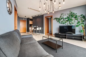 46 インチの液晶テレビ (デジタル放送視聴可)、テレビ