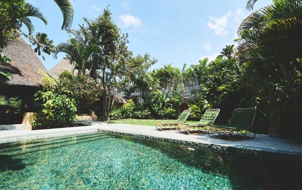 Round House | Terrace/patio