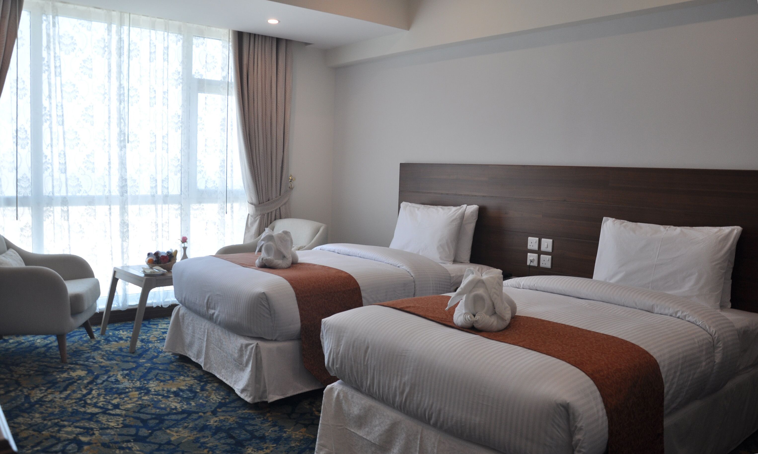 deluxe twin room, non smoking, mountain view | premium bedding, in-room safe, desk, soundproofing