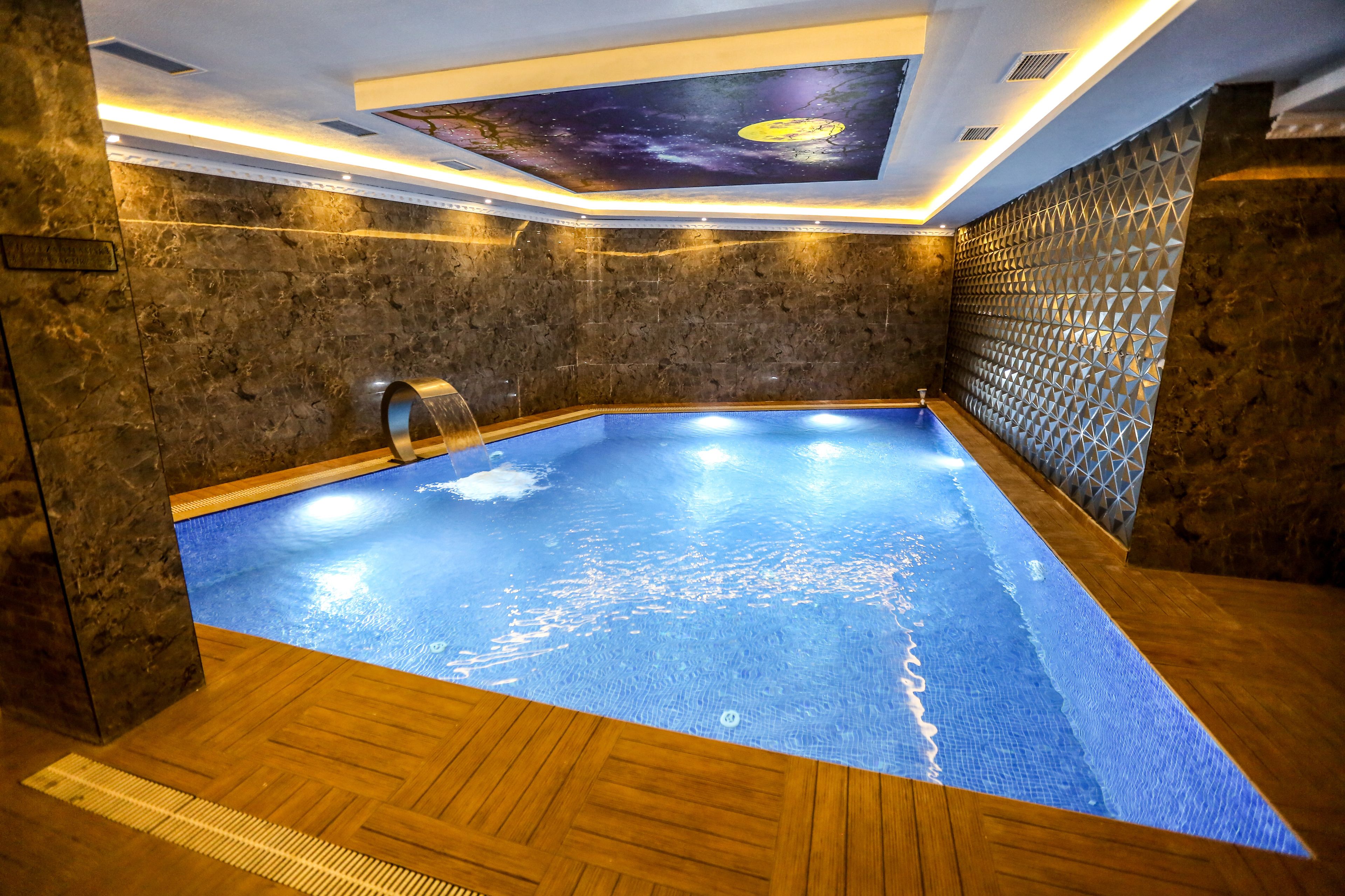 indoor pool