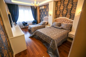 ห้องสวีท, อ่างน้ำวน | ตู้นิรภัยในห้องพัก, โต๊ะทำงาน, เตารีด/โต๊ะรีดผ้า, Wi-Fi ฟรี