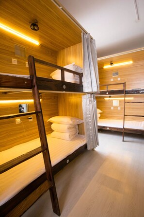 In-room safe, desk, free WiFi, bed sheets