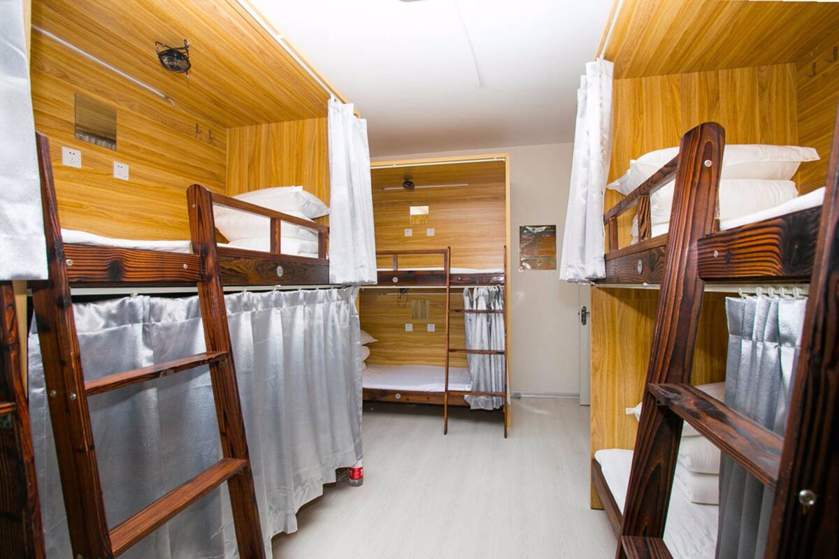 In-room safe, desk, free WiFi, bed sheets