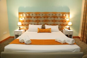 Ropa de cama de alta calidad y minibar