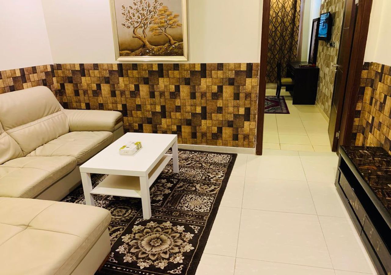 premium bedding, down duvets, minibar, in-room safe