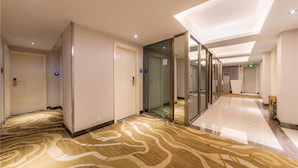 Interior - Kaiserdom Hotel Tiyuxi Metro Station (Guangzhou)