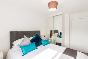 Premium Apartment, 2 Bedrooms, Non Smoking | 2 bedrooms, hypo-allergenic bedding, individually decorated