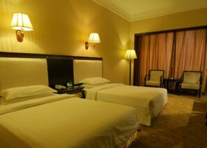 Superior Twin Room | Minibar, in-room safe, desk, blackout drapes - Sheke Boyuan Hotel (Beijing)