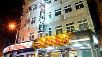 Front of property - evening/night