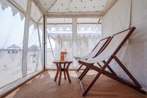 In-room dining - Desert Adventure Camp Jaisalmer (Jaisalmer)