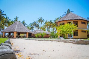 Exterior - Saadani Park Hotel (Mkwaja)