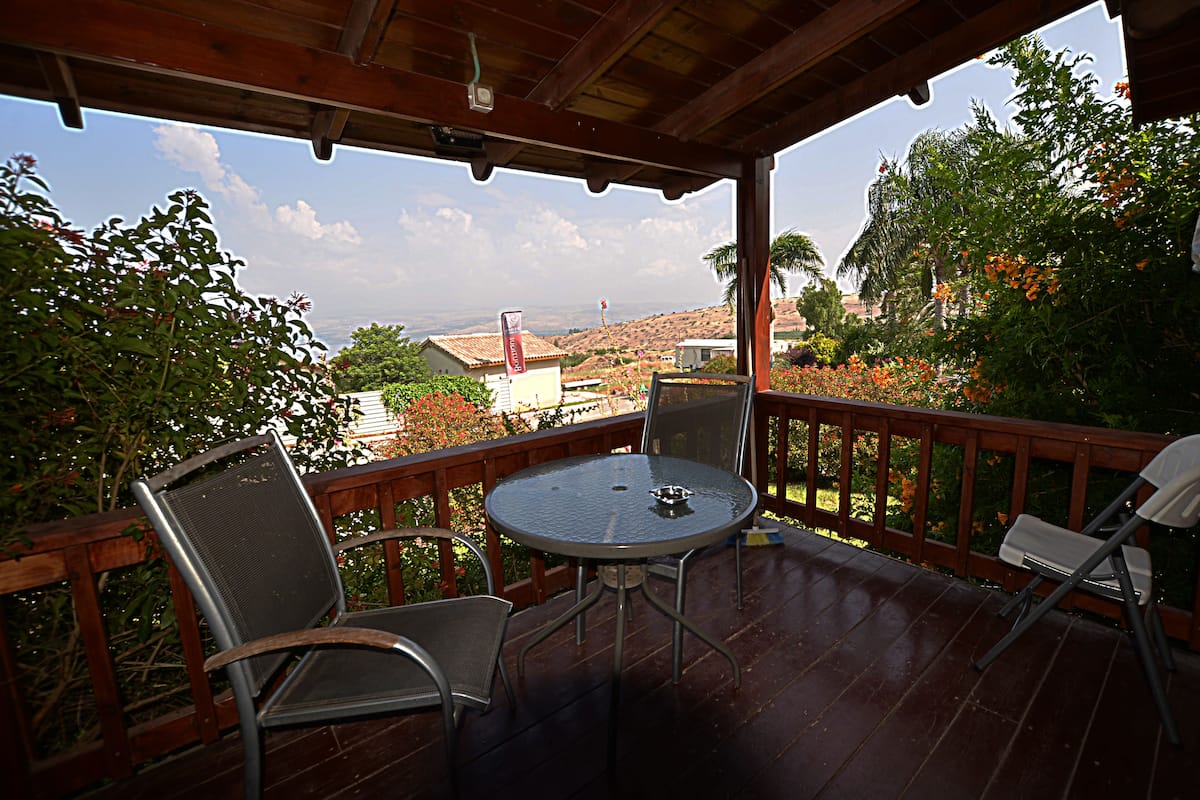 Cabin (Studio Cabin Open Space) | View from room
