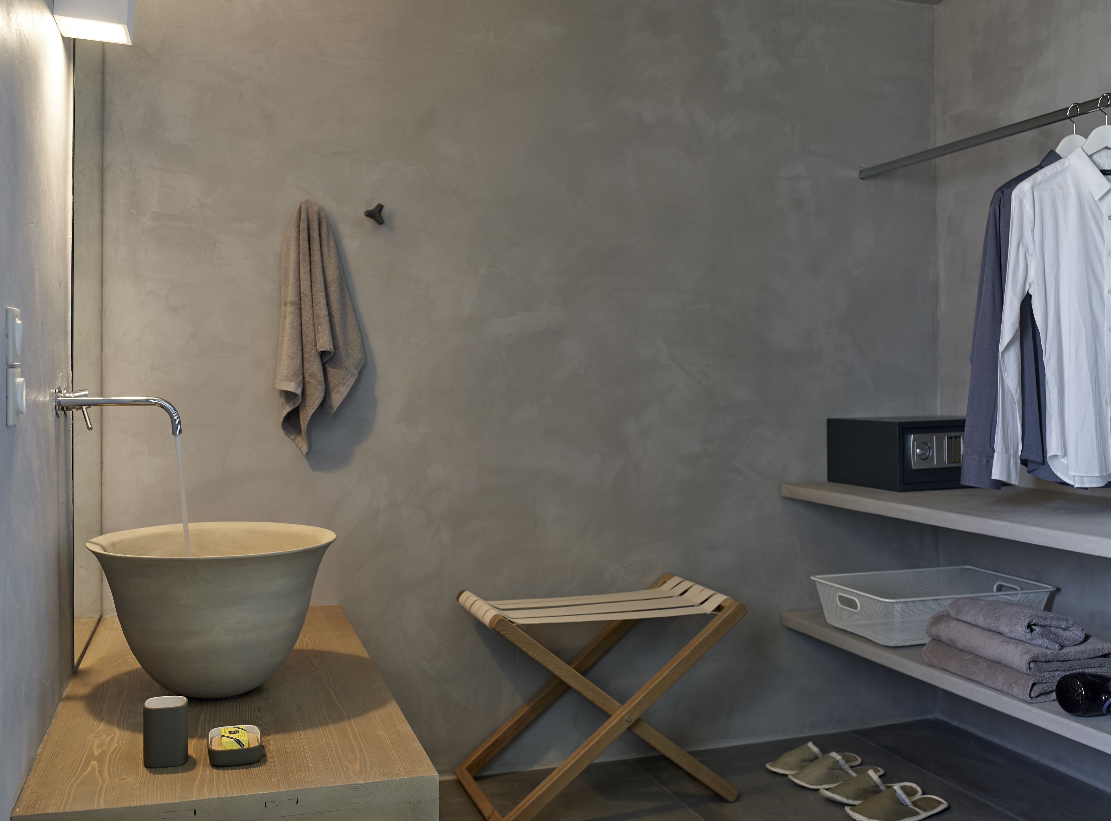 one bedroom studio sea view no 9 | room amenity