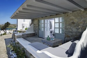 Successful One Bedroom Studio Sea View | Terrasse/Patio