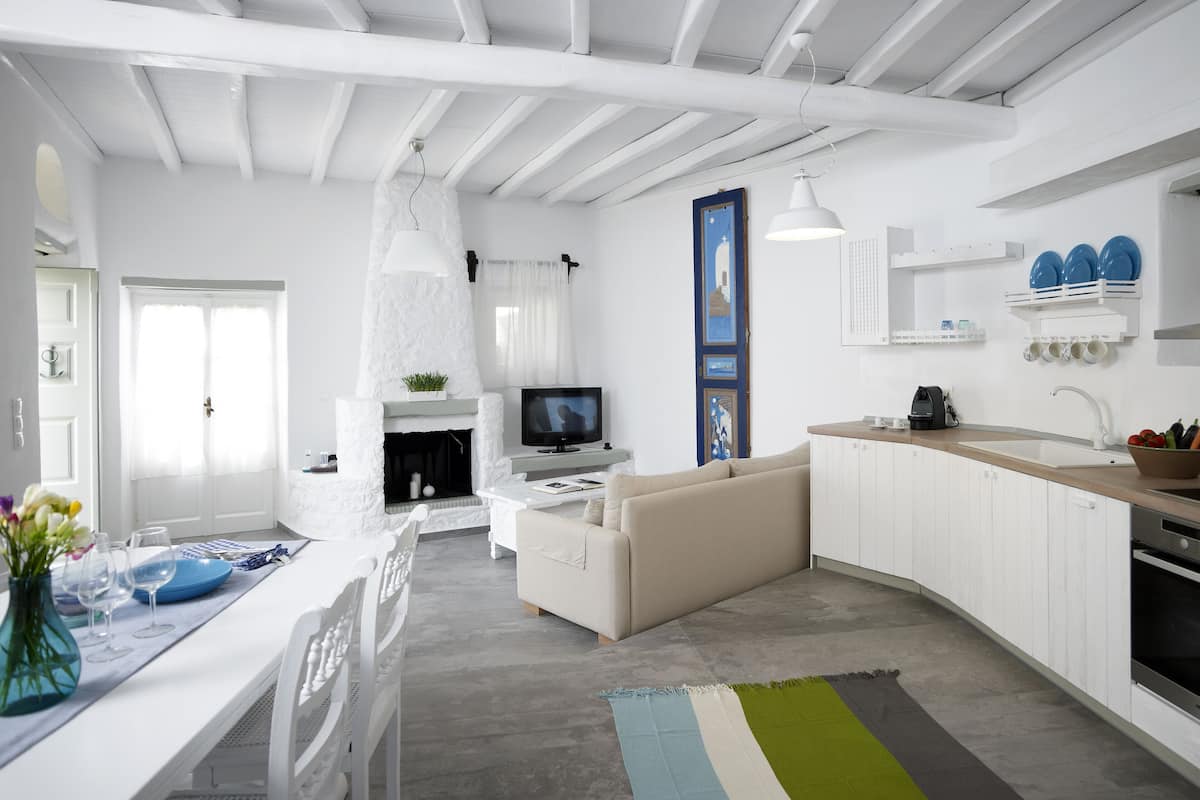 one bedroom suite sea view no 8 | living area | 32-inch flat-screen tv with digital channels, tv, netflix