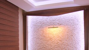 Phòng dành cho gia đình | Minibar, bàn, khu vực làm việc phù hợp cho laptop, phòng cách âm 