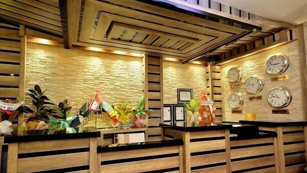 Quầy tiếp tân