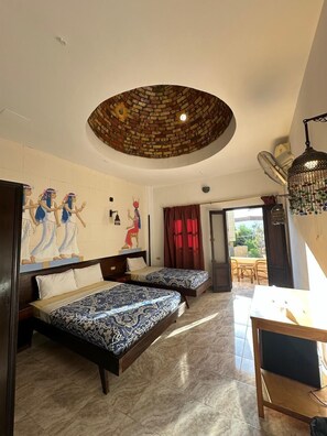 Minibar, desk, free WiFi, bed sheets - El Nakhil Hotel (Luxor)