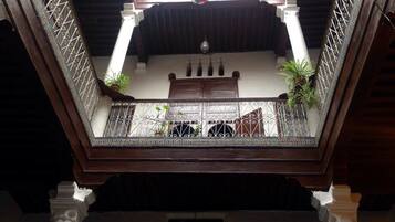 Peralatan tempat tidur premium, seterika/papan seterika