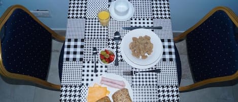 Gratis kontinental frukost varje dag