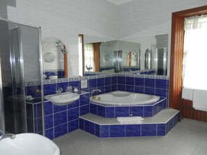 Chambre Double Exécutive, 1 chambre | Salle de bain