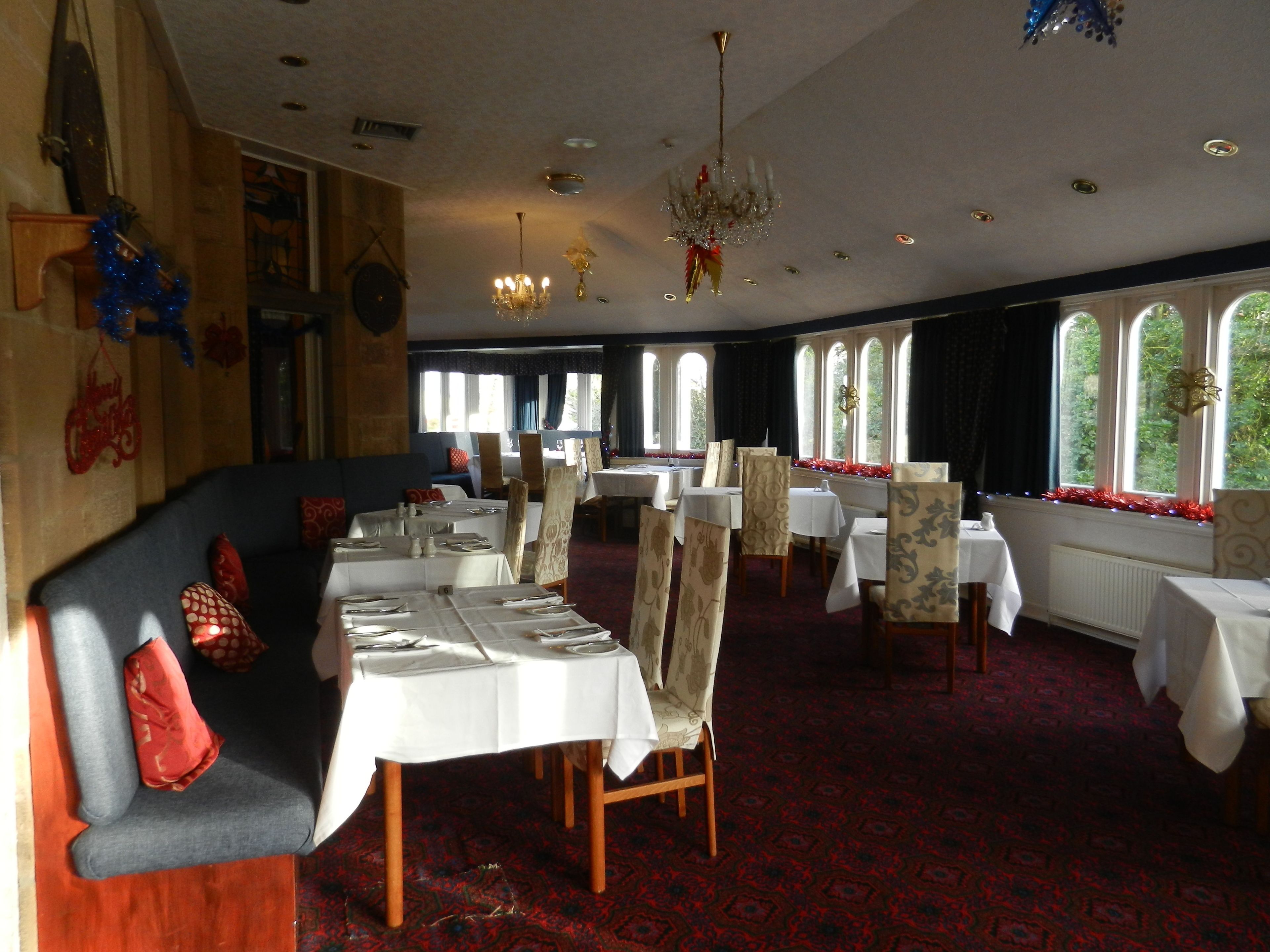 lunch and dinner served, local cuisine