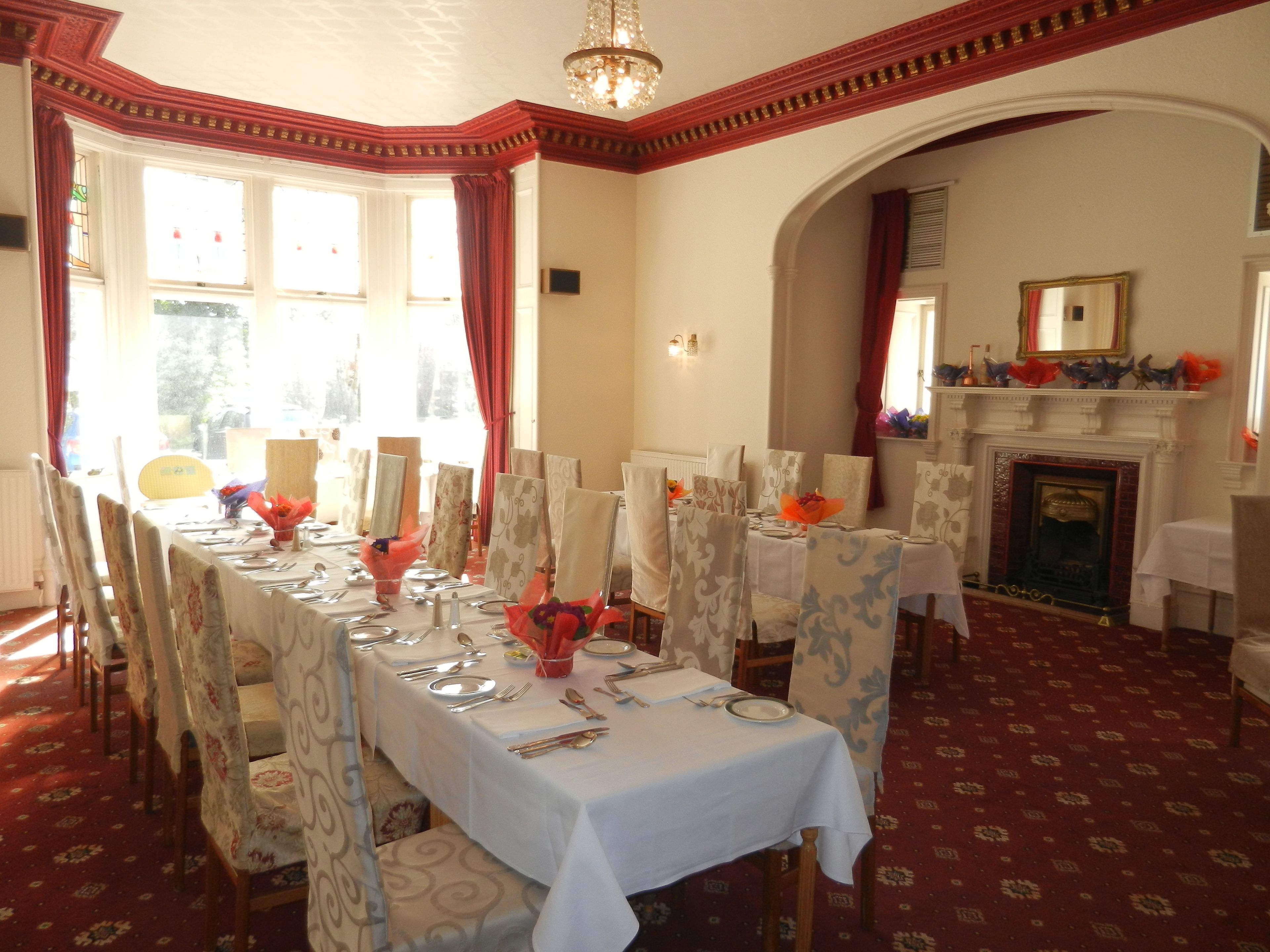 lunch and dinner served, local cuisine