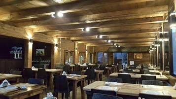 Daily continental breakfast (USD 10 per person)