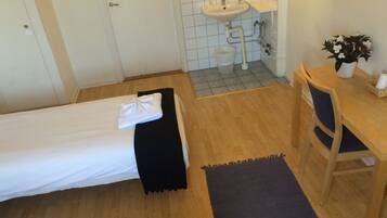 Standard Double Room, Private Bathroom | Cribs/infant beds, free WiFi