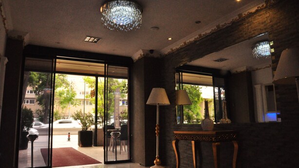 Interior entrance - Strazburg Hotel (Ankara)