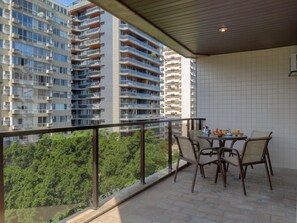 Appartement (Y1-0026) | Balcon