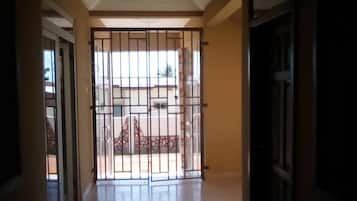 1 bedroom, desk, free WiFi, bed sheets