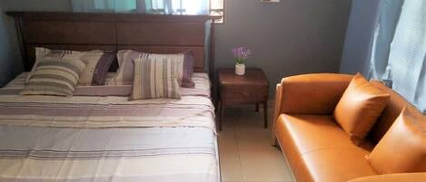 Superior tweepersoonskamer | Een bureau, gratis wifi, beddengoed