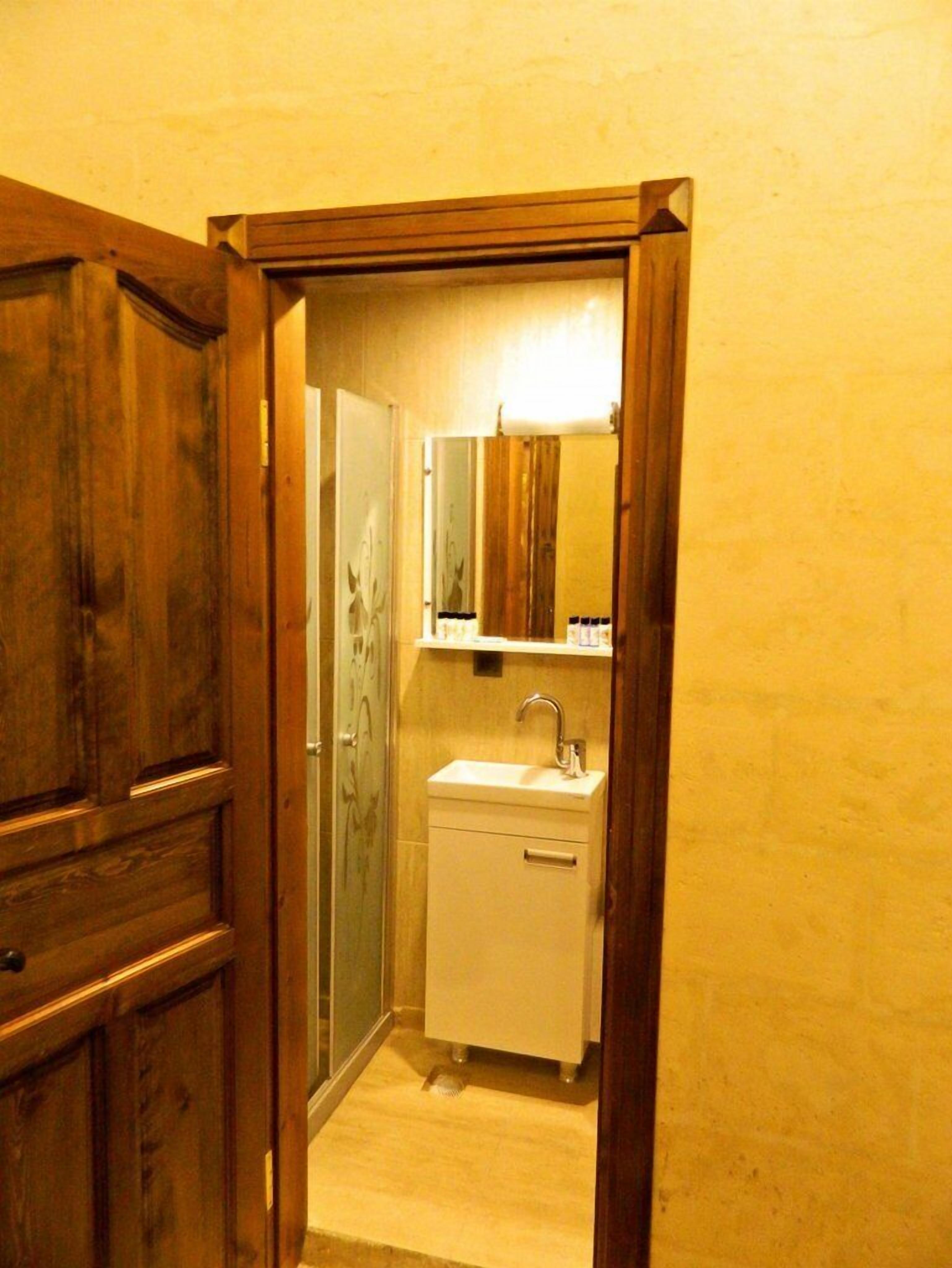 minibar, in-room safe, desk, blackout curtains