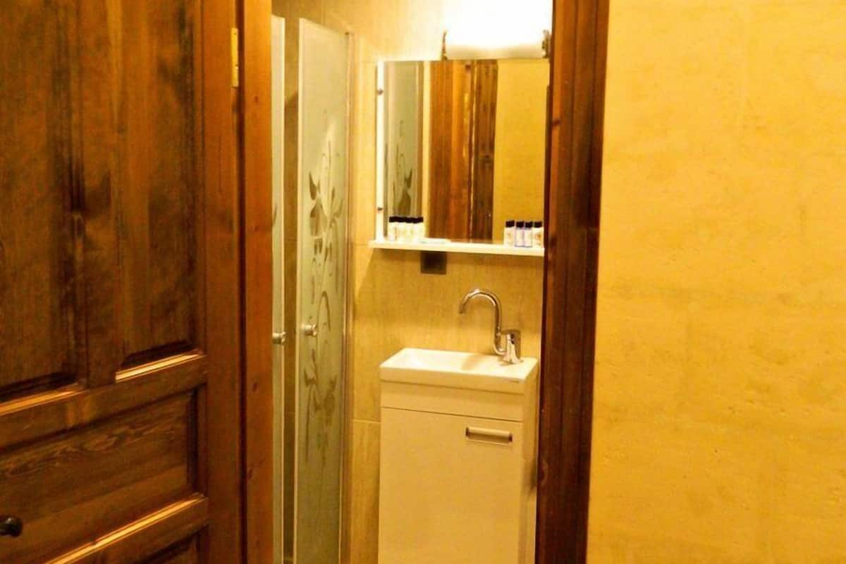 minibar, in-room safe, desk, blackout curtains