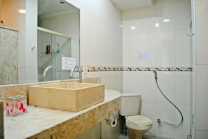 Bathroom - LinkHouse Charming Copacabana (Rio de Janeiro)