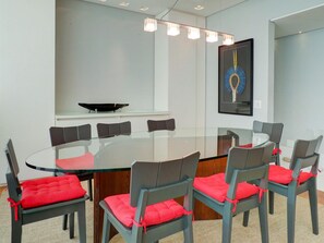 In-room dining - LinkHouse Majestic Mountain View (Rio de Janeiro)