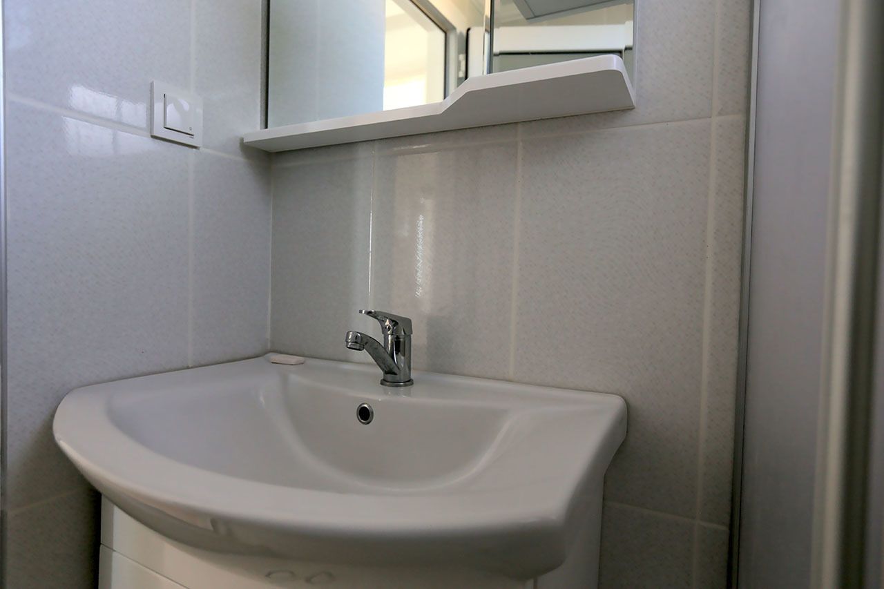 Wastafel kamar mandi