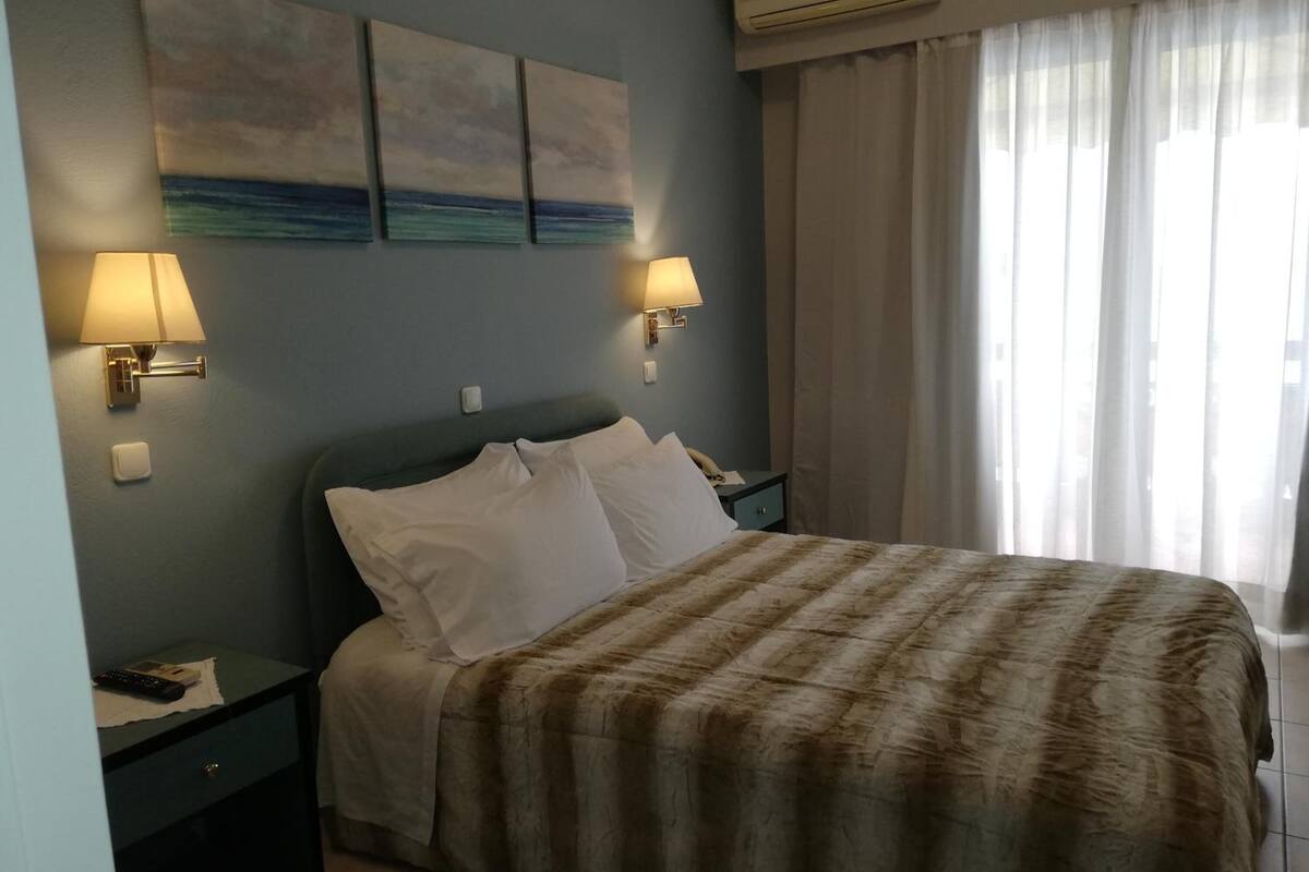 double room, sea view | soundproofing, free wifi, bed sheets