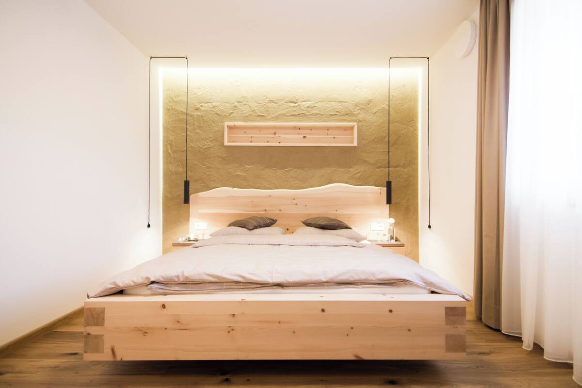 Comfort Apartment, 2 Bedrooms, Kitchen, Mountain View | Premium bedding, in-room safe, desk, soundproofing