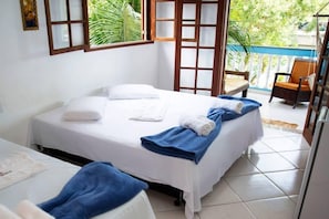 Minibar, iron/ironing board, free WiFi, bed sheets