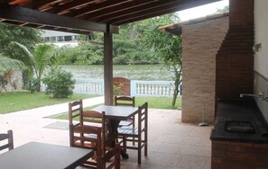 Área para churrasco/piquenique