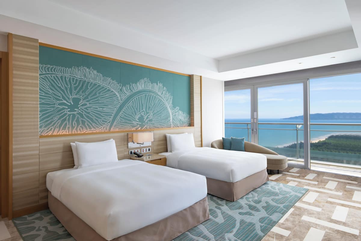 Suite, havutsikt (Ambassador) | Sengetøy av topp kvalitet, minibar (inkludert) og safe på rommet